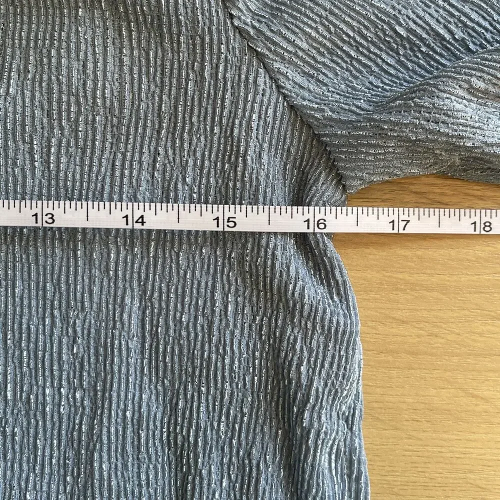 NWT Revolve x Rumer Tucker Blue Long Sleeve Cropped Top Womens Size Extra Small - Picture 5 of 7